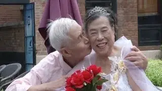 Elderly couples take wedding photos to celebrate Chinese Valentine’s Day
