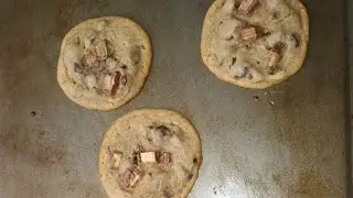 Strudel PB&J n Kit Kat Cookies 😍🤩