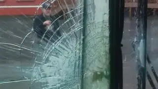 Willamina bus gets escort after windshield smashed