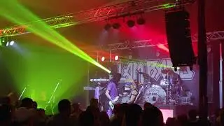 Jump - The Glam Band