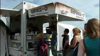 EXPRESS~O Mobile Kaffeebar in action