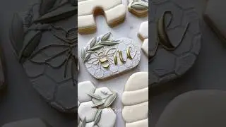 🐝The dreamiest soft color palette!✨#cookierecipes #customcookies #cookiedecorating #royalicing