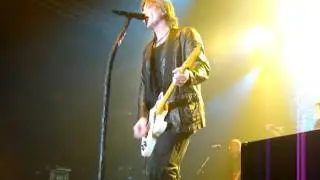 Goo Goo Dolls - Fake Countdown and Home with Confetti Attack (Thackerville, OK 12-31-10)
