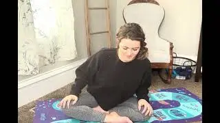 30 minute postpartum-friendly yoga flow