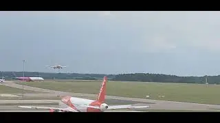 (SO SCARY) DHL Air Austria Boeing 767-300ER(BDSF) OE-LYC Touch and Go Around at London Luton Airport