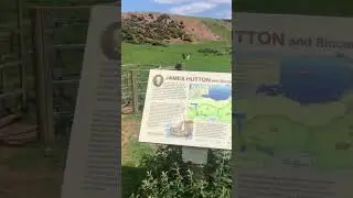 Hutton's unconformity at Siccar Point　ハットンの不整合