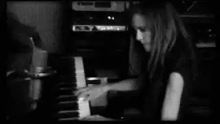 CRYSTIN - Under My Skin -