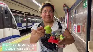 Madre viajo a España y ahora vende dulces en los trenes para mantener a su hija