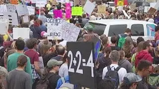 March for Science draws thousands to downtown Austin | 4/2017