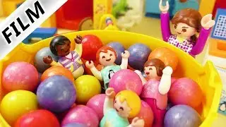 Playmobil Film deutsch | RIESEN BÄLLEBAD IN KITA - Emmas Spielparadies | Kinderfilm Familie Vogel