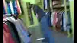schoonmakende jongetjes:D