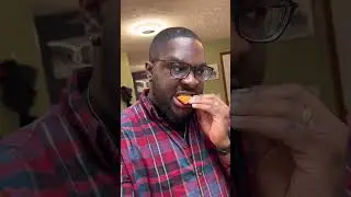 🤢 WHITE CASTLE BITES 🚨 #foodreview #shorts #food