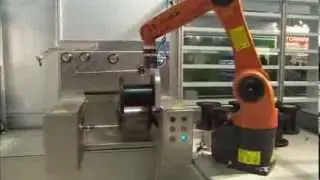 KUKA Robots at K Trade Fair 2013 2/3