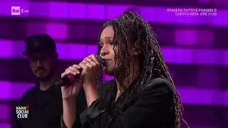Frances Alina Ascione con 