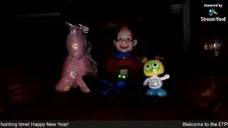 Static Cam with Ghost Meter Pro and haunted ventriloquist!