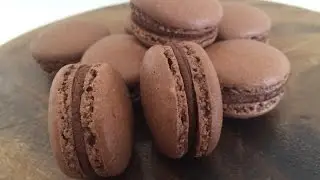 Franske macarons med chokoladesmag