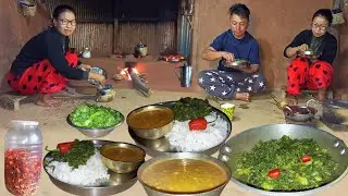 Village Cooking Rayo Saag Recipe, Gram Dal and Rice in Nepali Kitchen||Darjeeling Village Life