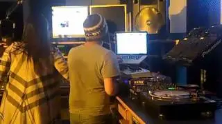 Jess Erickson (Ultrastretch/Pulse Radio) with live act Roman Fleischer @ TwenFM Clubnight 01.04.2011