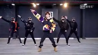190125 Idol Producer Theme Song Dance Practice by Minghao
