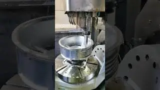 CNC Milling #cnc #cncmill #cncturning #machining #5axismachining #aerospace #enginnering #hlparts