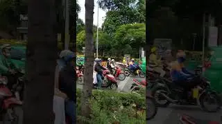 crazy scooter traffic in ho chi Minh Vietnam #asia #digitalnomad #travelvlog #vietnam #scooter #bike