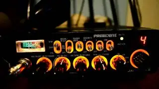 Unknown Data/Interference on CH 4 AM (27.005 Mhz) 30.6.2012 23:31