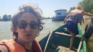 TRECEM DUNĂREA CU CARMEN(MAMA) LA MALIUC DELTA DUNĂRII