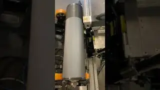 Anilox roller cleaning with laser