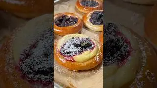 My mom&rsquo;s signature kolache ✨