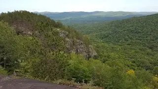 Québec rando: Parc régional de la forêt Ouareau secteur grande jetée, Le mont 107 (2016)