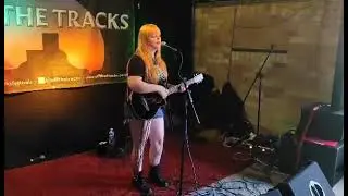 Alice Lynn- Off The Tracks Festival 2023 (Addicted To Therapy)