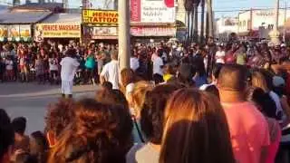 Venice Beach...street performance