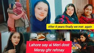 After 4 years finally we met again 💞 Lahore aur Islamabad say aien Meri dostain@hinaamjadofficial 