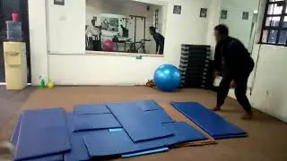 Basic combined judo shoulder roll with a forward breakfall #mutharammaschool