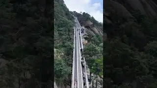 China Have Escalator On Mountains 🪜🧗!!!