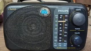 Philips champ DL259 FM radio📻 #philipsradio#old#oldsong#sonyradio#vintage#bush#nationalpanasonic