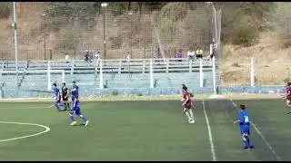 CODAZO A LORENZO LARRAD JUGADOR ATL&Eacute;TICO CARLOS PAZ VS  LASALLANO CATEGORIA 2006.