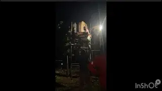 Olha o trabalho que Deu pra atrelar a caixa de água as imagens não estão muito boas 