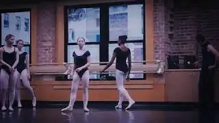 Ballet Detroit. Kaitlin Roemer. Emboîté et Saut de Basque