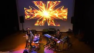 Honey Bizarre - Low High Fish - Live 23