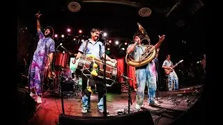 Red Baraat: 