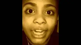 Flatfootsneakerhead cam girl