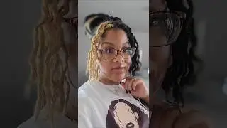 The Me behind the📚 #blackbooktuber #gettoknowmechallenge #booktubetbr #newbie #books #booklove #fyp