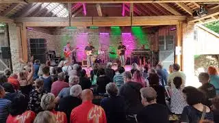 Progres 2 - To já se vracím (live - Slavonice Fest 2021, Stodola Maříž, 7.8.2021)