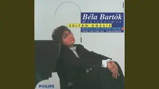 Bart&oacute;k: Mikrokosmos, Sz. 107 - Book 5: No. 132 Major Seconds Broken and Together