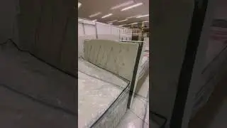 A Cabeceira Acapulco Queen Italian Flex foi desenvolvida com designer moderno