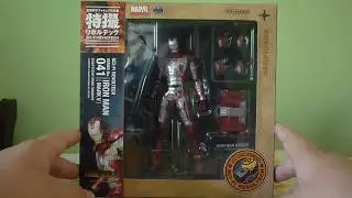 SCI-FI Revoltech Iron man Mark V PT-Br