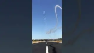 Wingtip Vortices Reconnecting in Action!