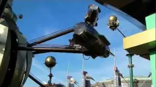 Disneyland Paris 2011 - Orbitron (offride)