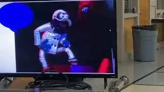 The Muppet Show: Gonzo defuses a High-Explosive Bomb (Live at Honolulu, 1979)